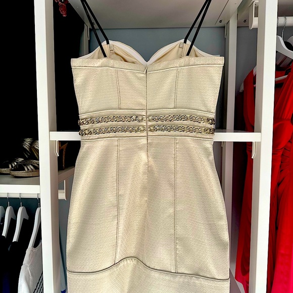 Laundry Strapless Jacquard And Chainlink Embellished Waist Cocktail Dress - Picture 4 of 4